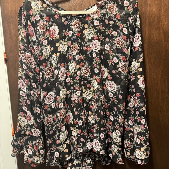 Umgee babydoll black floral top with ruffles size M - Picture 7 of 15